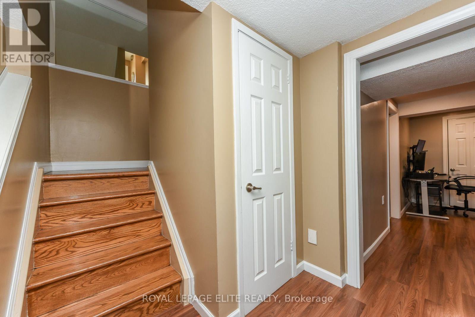 67 ELMBROOK CRESCENT E - 33