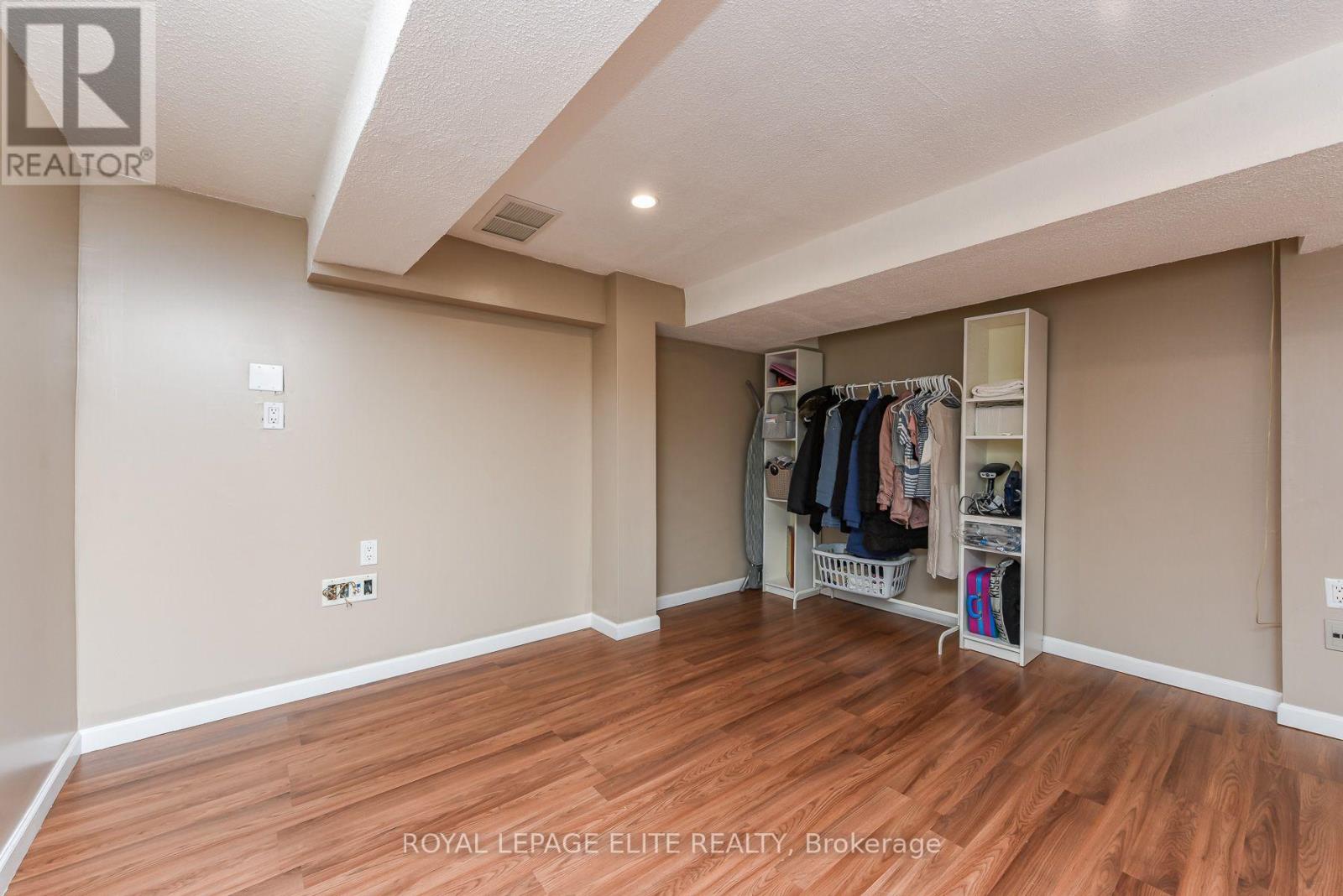 67 ELMBROOK CRESCENT E - 34