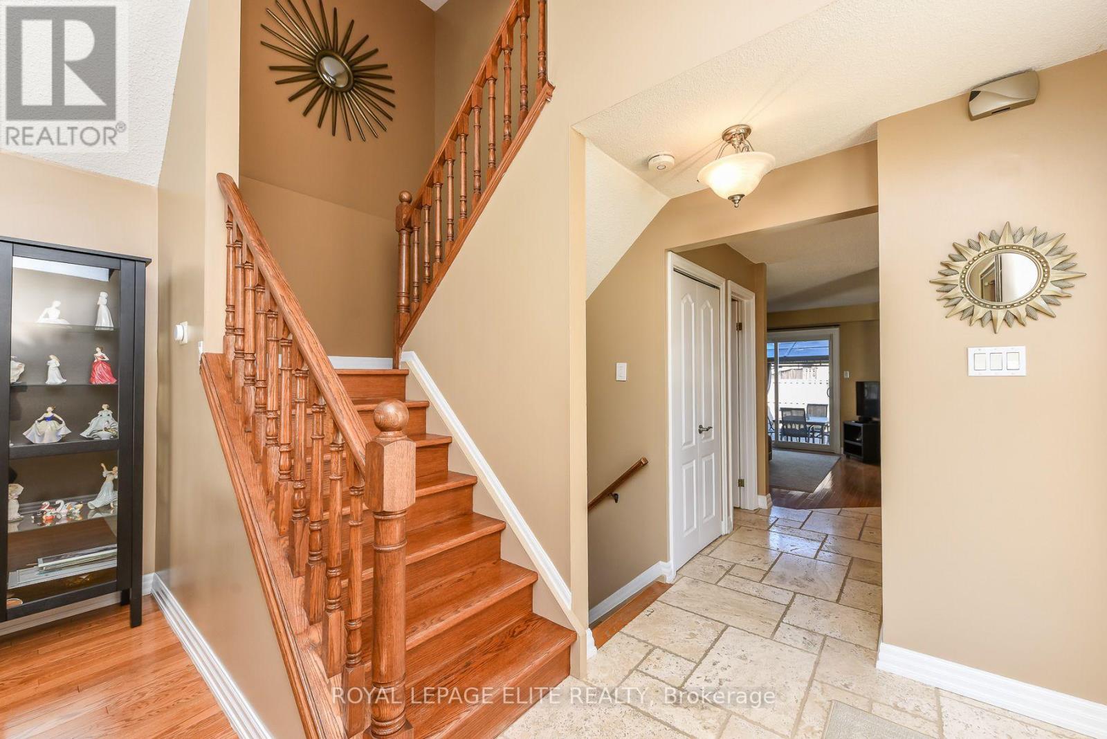 67 ELMBROOK CRESCENT E - 9
