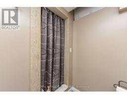 67 Elmbrook Crescent E, Toronto, ON M9C5C7 Photo 38