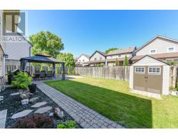 67 Elmbrook Crescent E, Toronto, ON M9C5C7 Photo 41