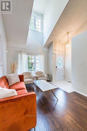 37 PEACHLEAF CRESCENT - 10