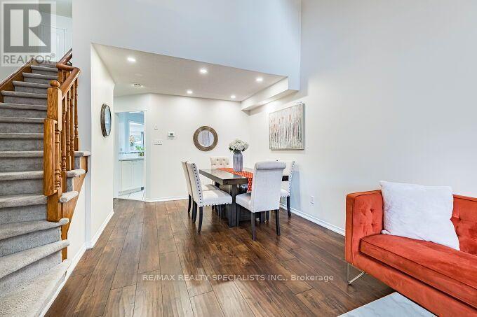 37 PEACHLEAF CRESCENT - 11