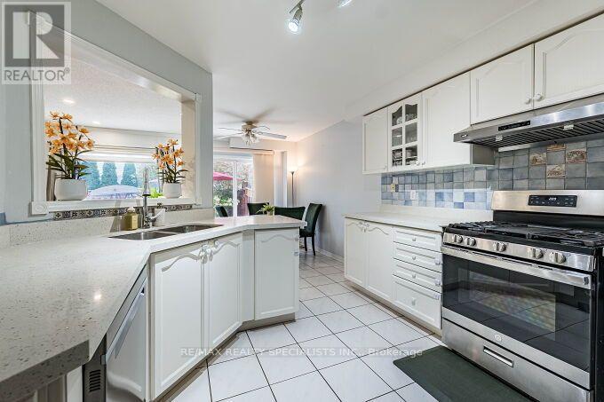 37 PEACHLEAF CRESCENT - 17