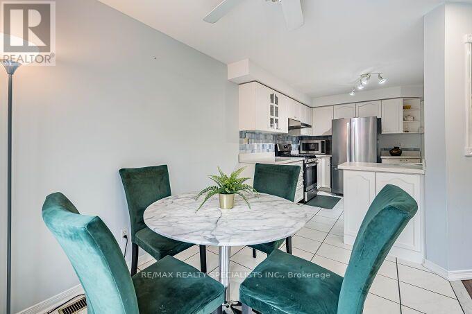 37 PEACHLEAF CRESCENT - 22