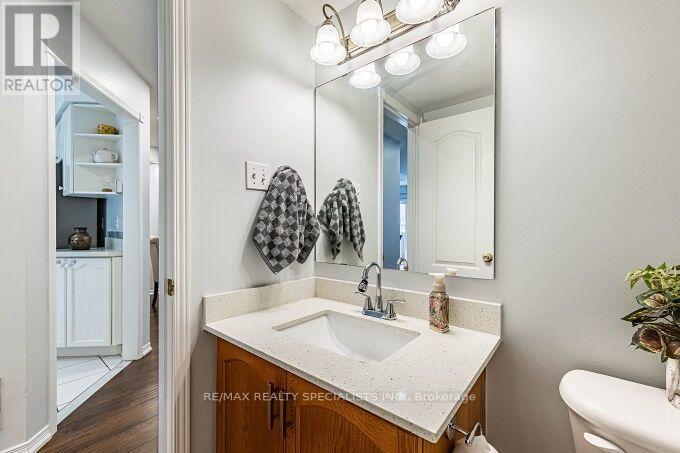 37 PEACHLEAF CRESCENT - Image 29