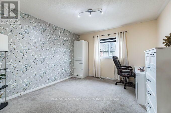 37 PEACHLEAF CRESCENT - Image 38