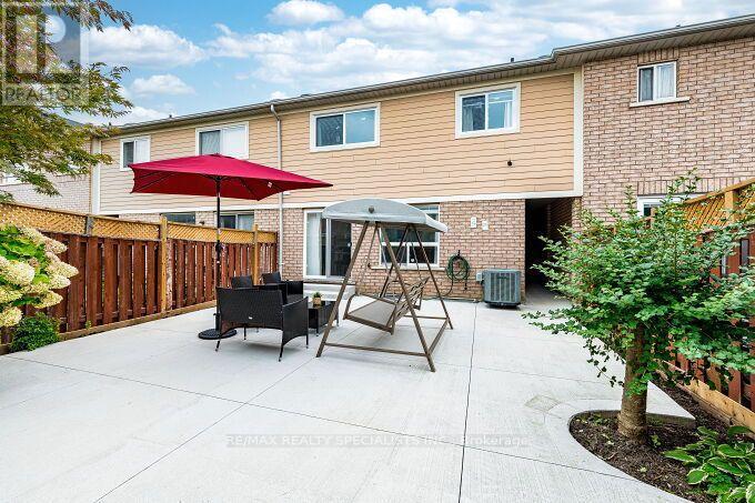 37 PEACHLEAF CRESCENT - 47