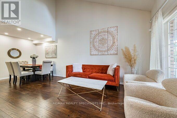 37 PEACHLEAF CRESCENT - 7