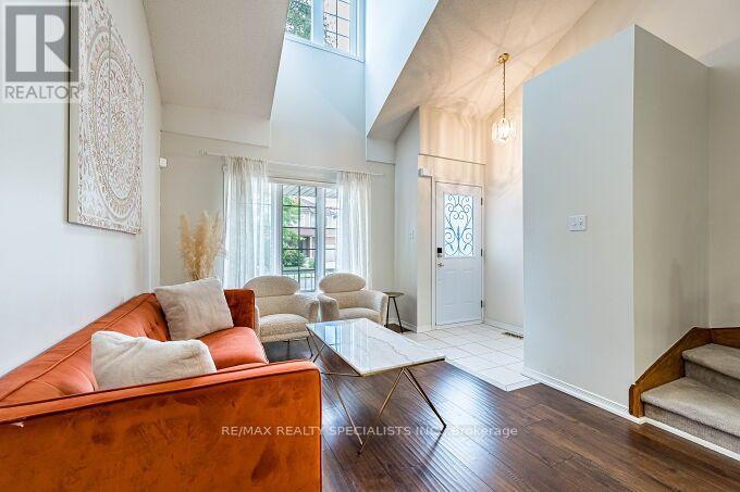37 PEACHLEAF CRESCENT - 9