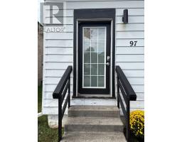 Foyer - 97 Chesley Avenue, London East, ON N5Z2C3 Photo 7