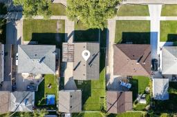 12 Richardson Avenue, Winnipeg, MB R2V2N2 Photo 24