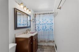 12 Richardson Avenue, Winnipeg, MB R2V2N2 Photo 15