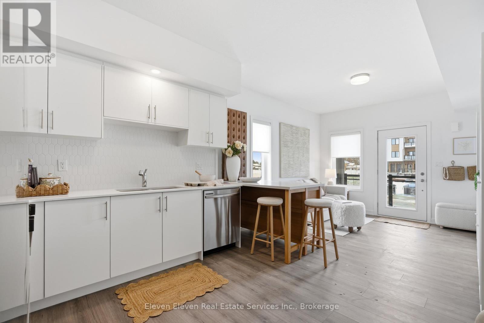 #55 331 CLAIR ROAD E - 12
