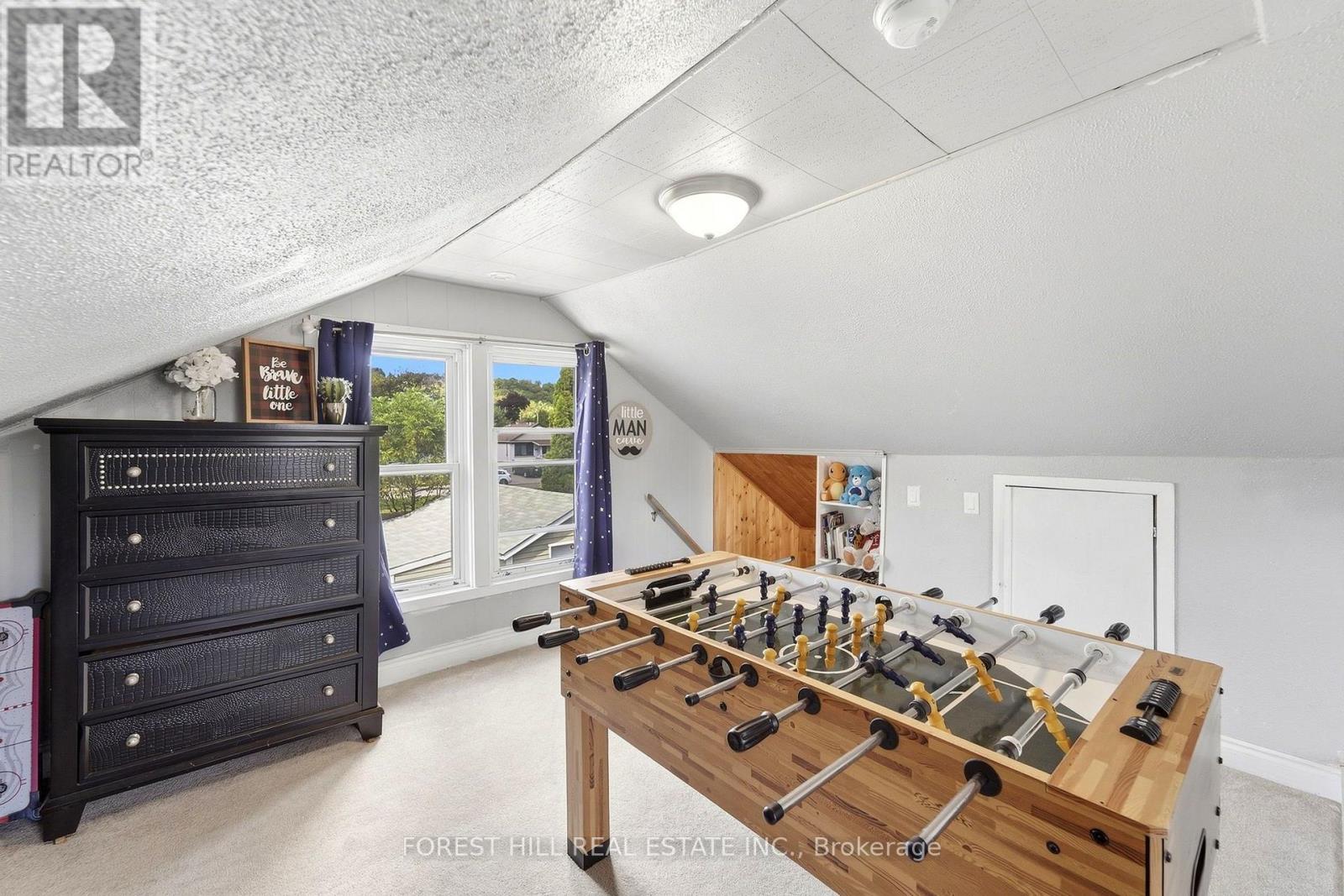 662 COCHRANE ROAD - Image 25