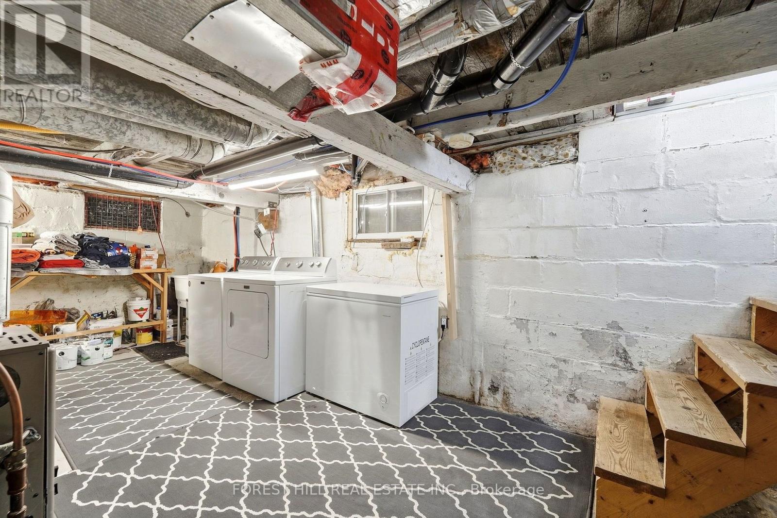 662 COCHRANE ROAD - Image 30