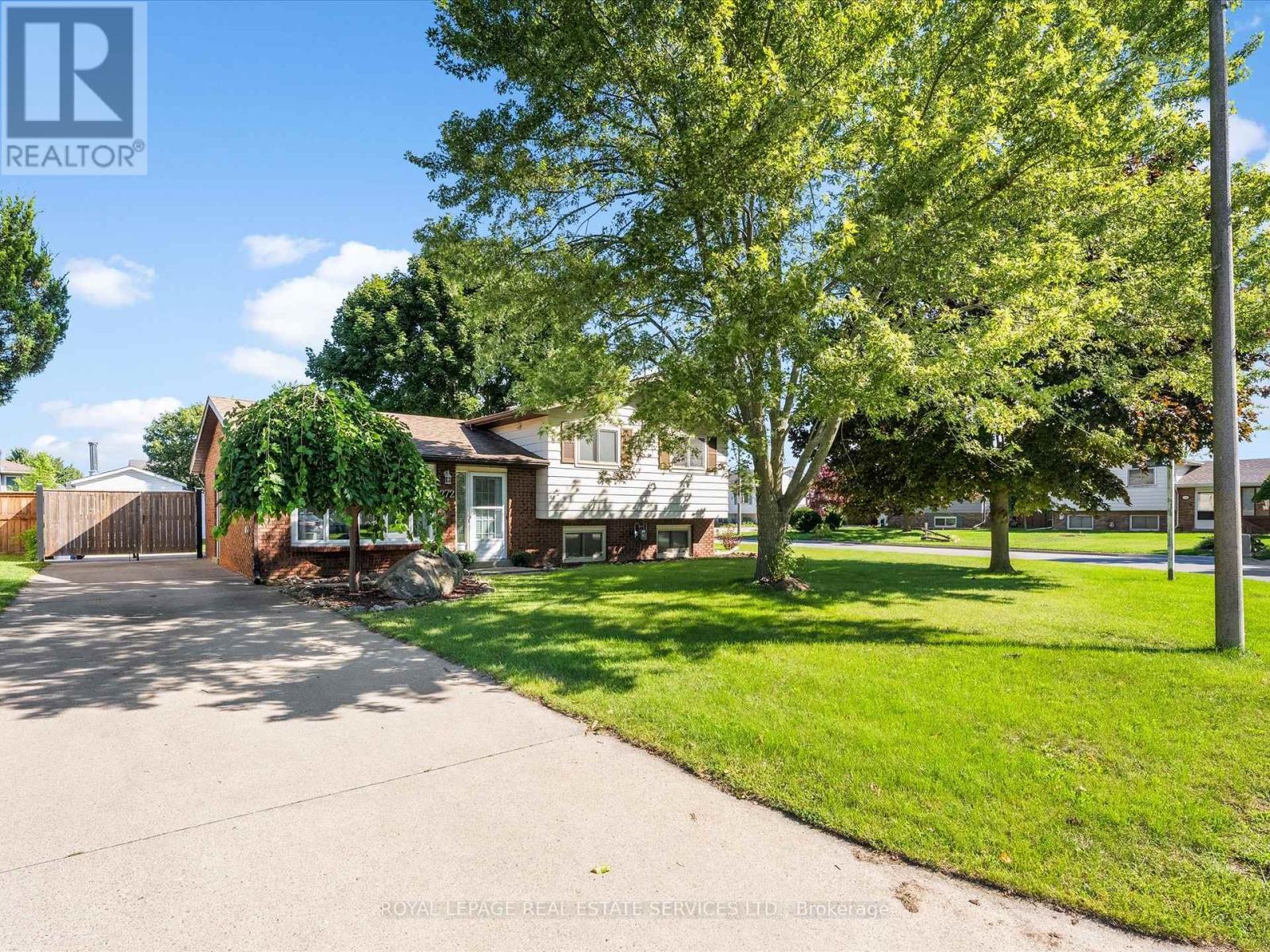 272 TAYLOR ROAD - 1
