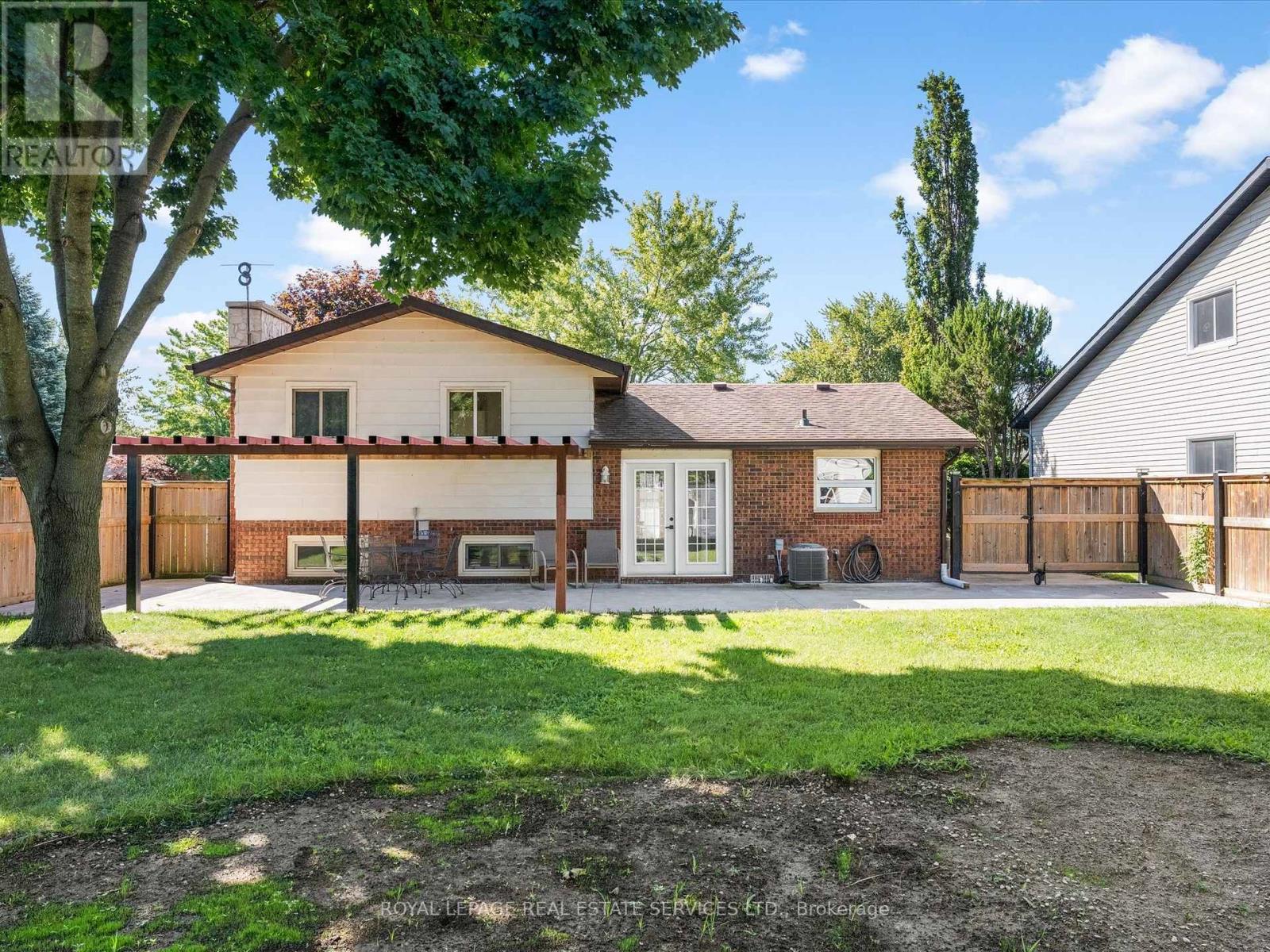 272 TAYLOR ROAD - 32
