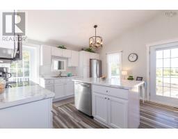 18 Parker Mountain Road, Granville Ferry, NS B0S1A0 Photo 16