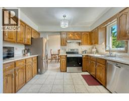 Laundry room - 452 Green Valley Drive, Tecumseh, ON N8N3L7 Photo 9