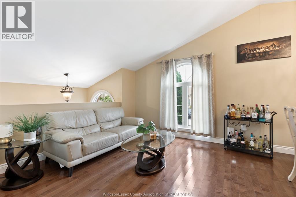 2085 EDGEMORE - 6