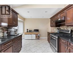2085 Edgemore, Lasalle, ON N9H2J9 Photo 12