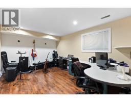 2085 Edgemore, Lasalle, ON N9H2J9 Photo 25