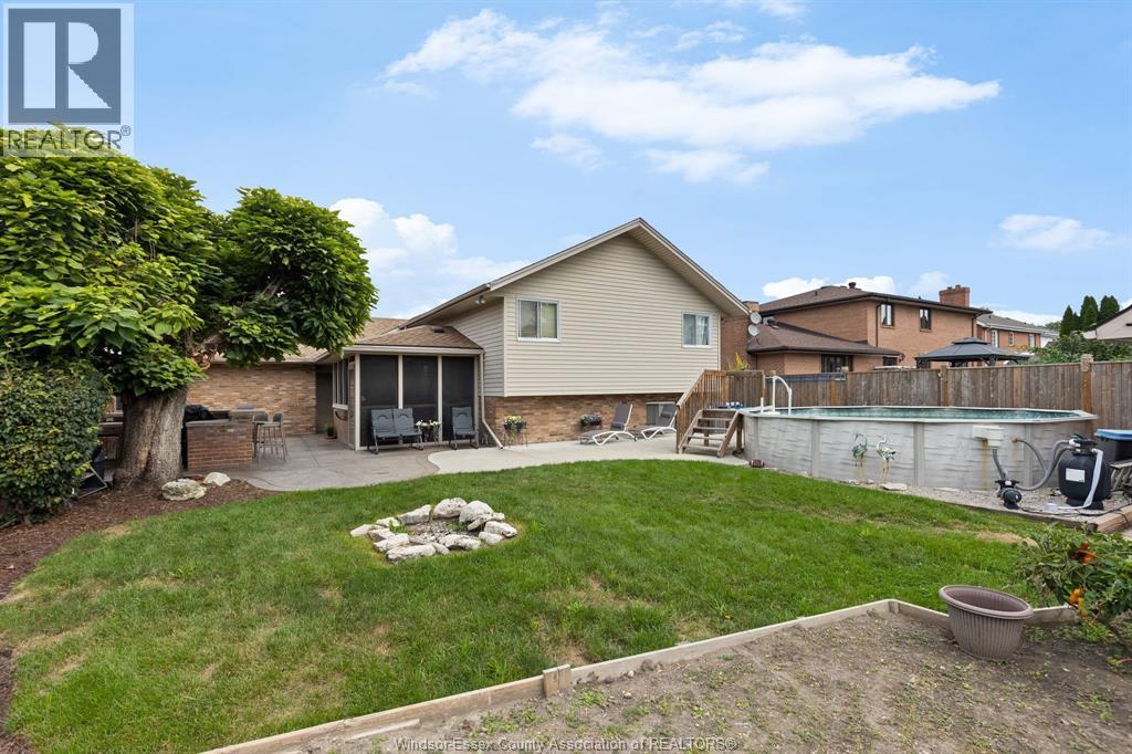 2085 EDGEMORE - 30