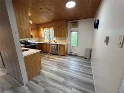 82075 44 Highway, Rennie, MB R0E1R0 Photo 14