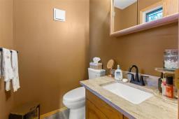 256 Southwood Street, Grunthal, MB R0A0R0 Photo 13