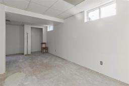256 Southwood Street, Grunthal, MB R0A0R0 Photo 22