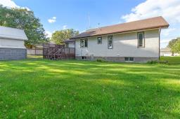 256 Southwood Street, Grunthal, MB R0A0R0 Photo 28