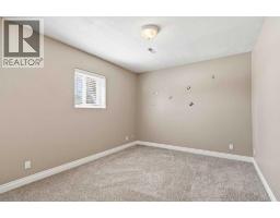 301 Brett Drive, Fort Mcmurray, AB T9K1S7 Photo 33