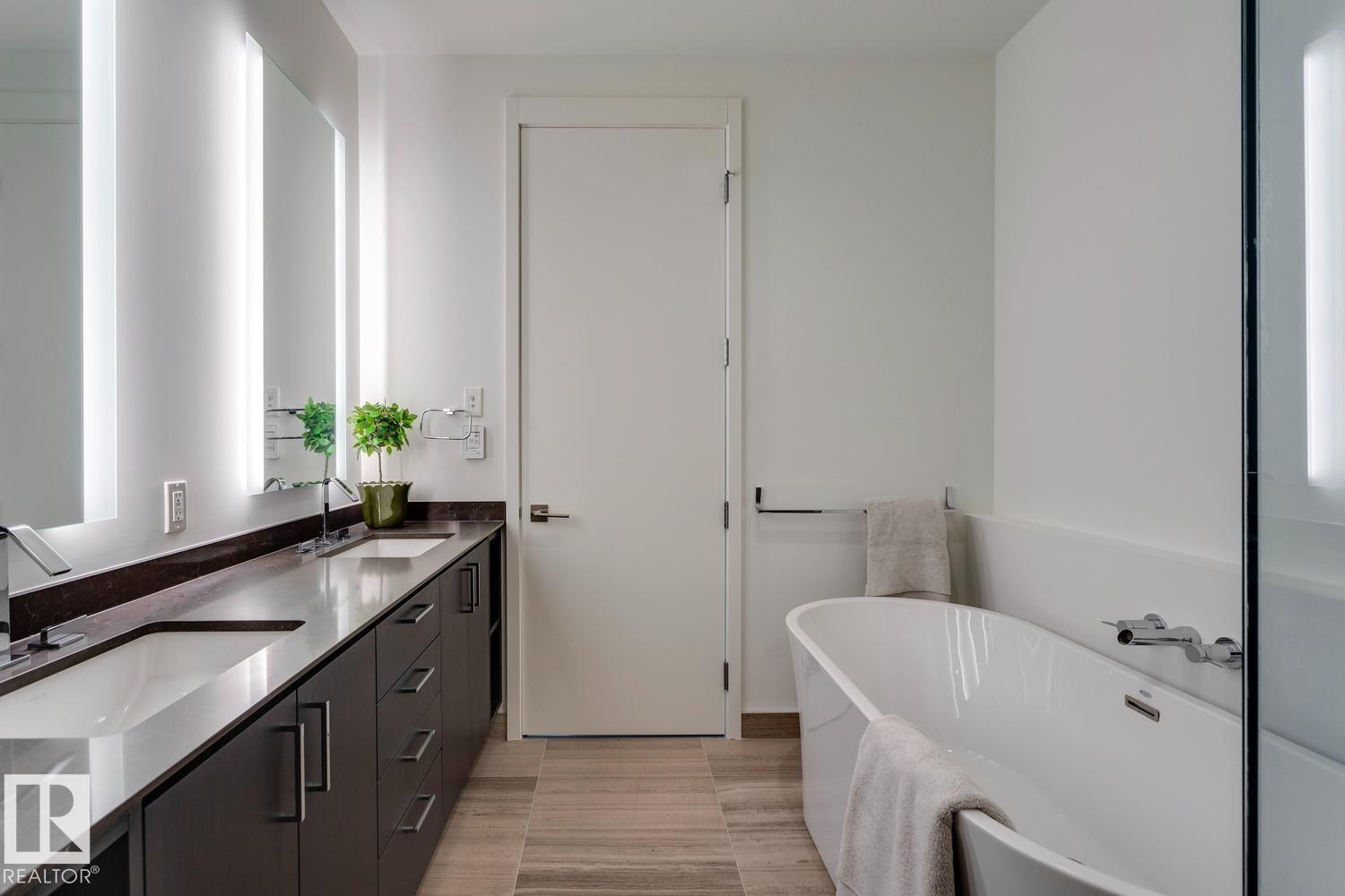 #4404 10360 102 ST NW - 26