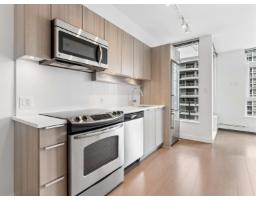 1413 13308 Central Avenue, Surrey, BC V3T0M4 Photo 10