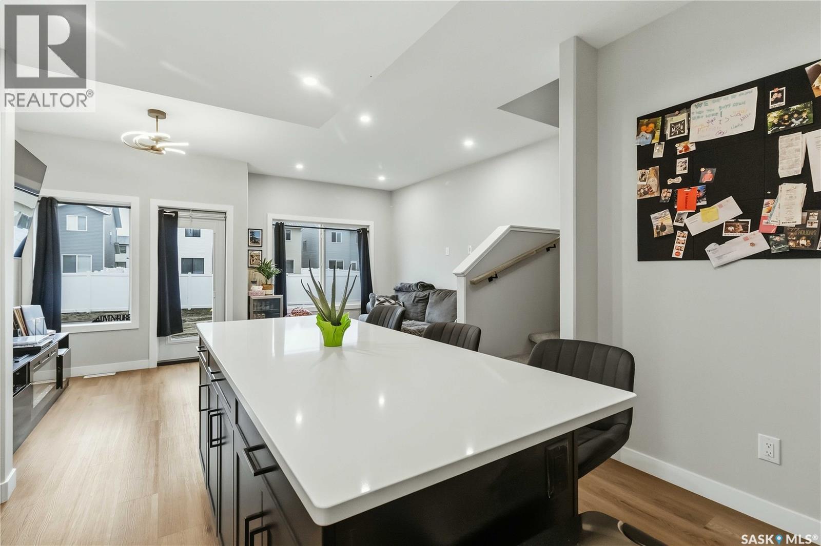 214 Antonini COURT - 12