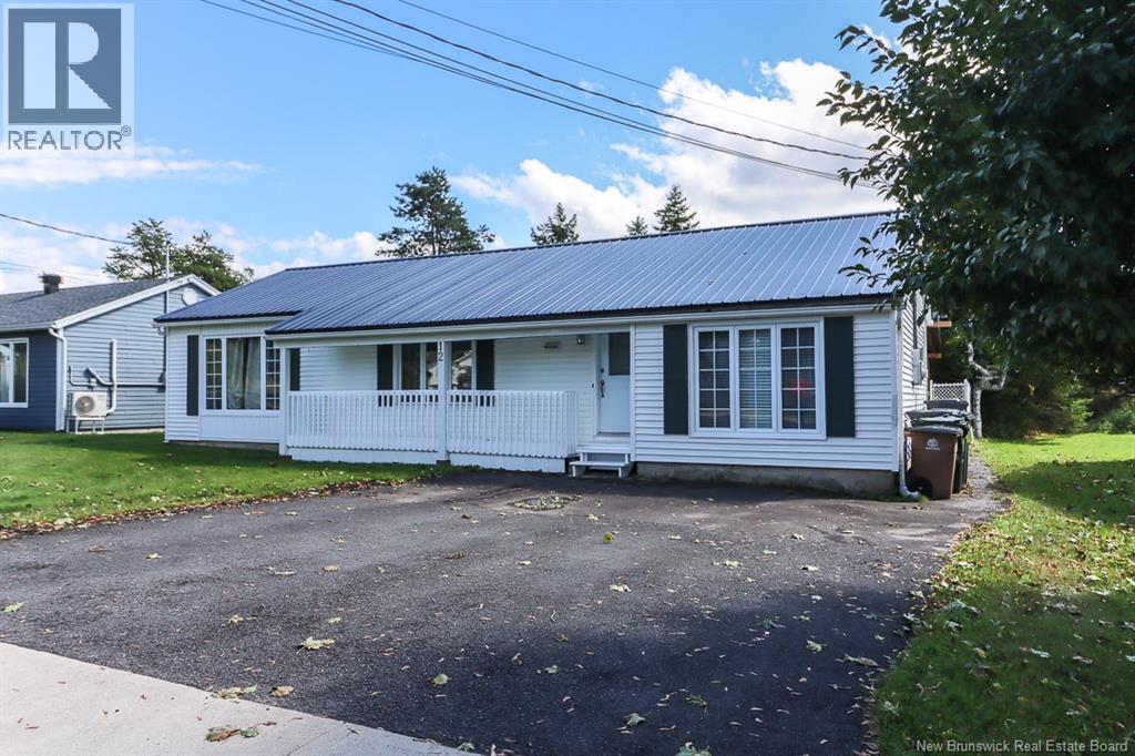 12 Reed Street, Saint John, New Brunswick, E2K2A2, Saint John, New Brunswick — photo 2 of 5