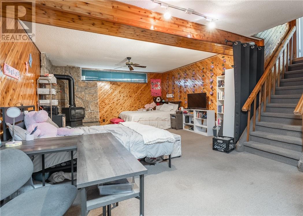 794 Auger Avenue - Image 24