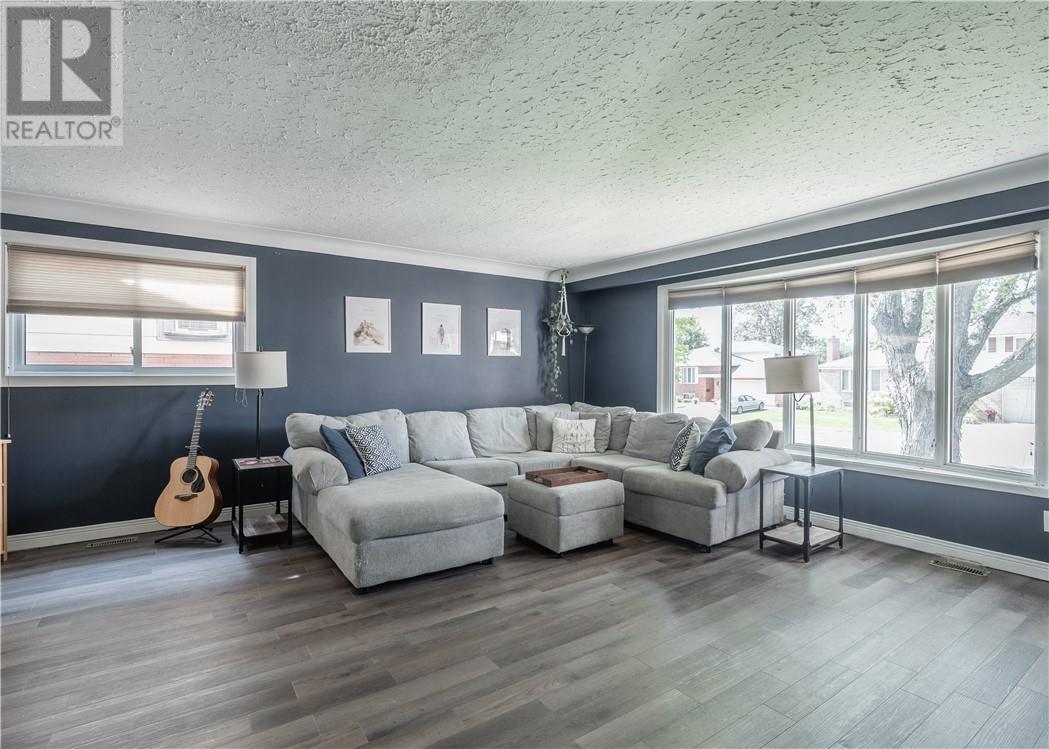 794 Auger Avenue - 3