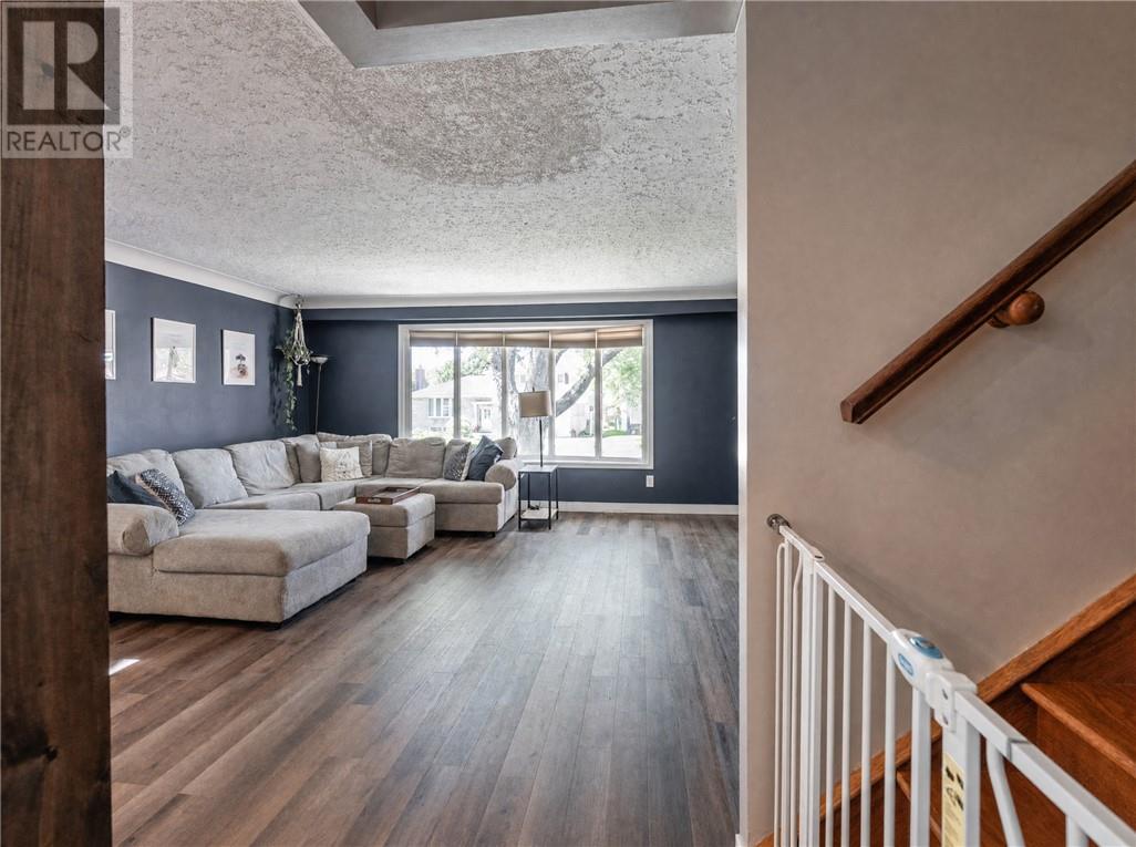 794 Auger Avenue - 6