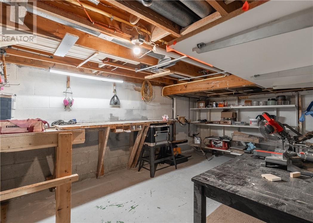 794 Auger Avenue - Image 30