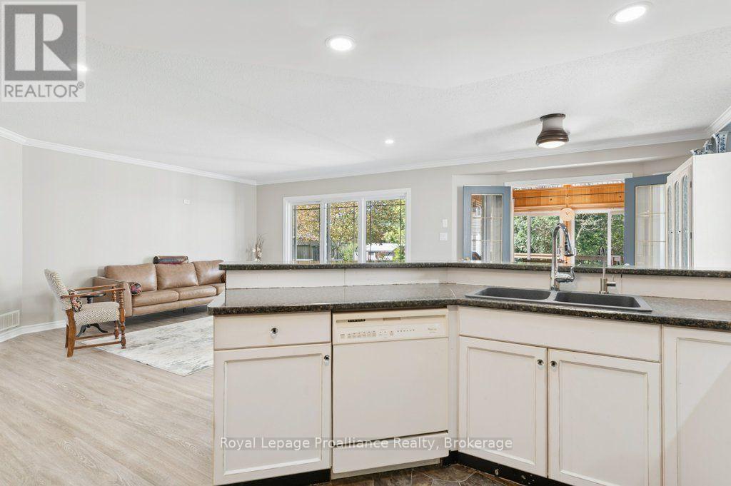 36 HEARTWOOD DRIVE - Image 16