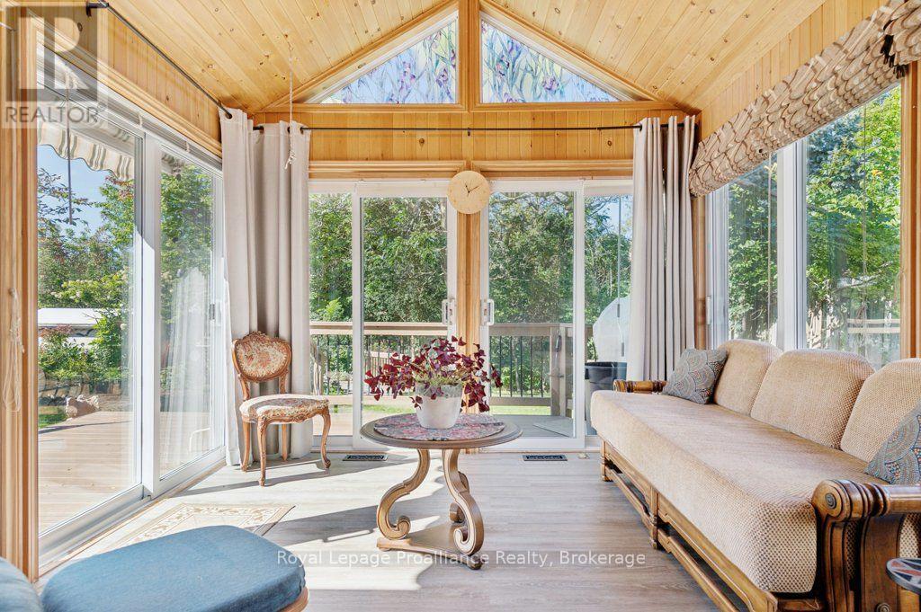 36 HEARTWOOD DRIVE - 18