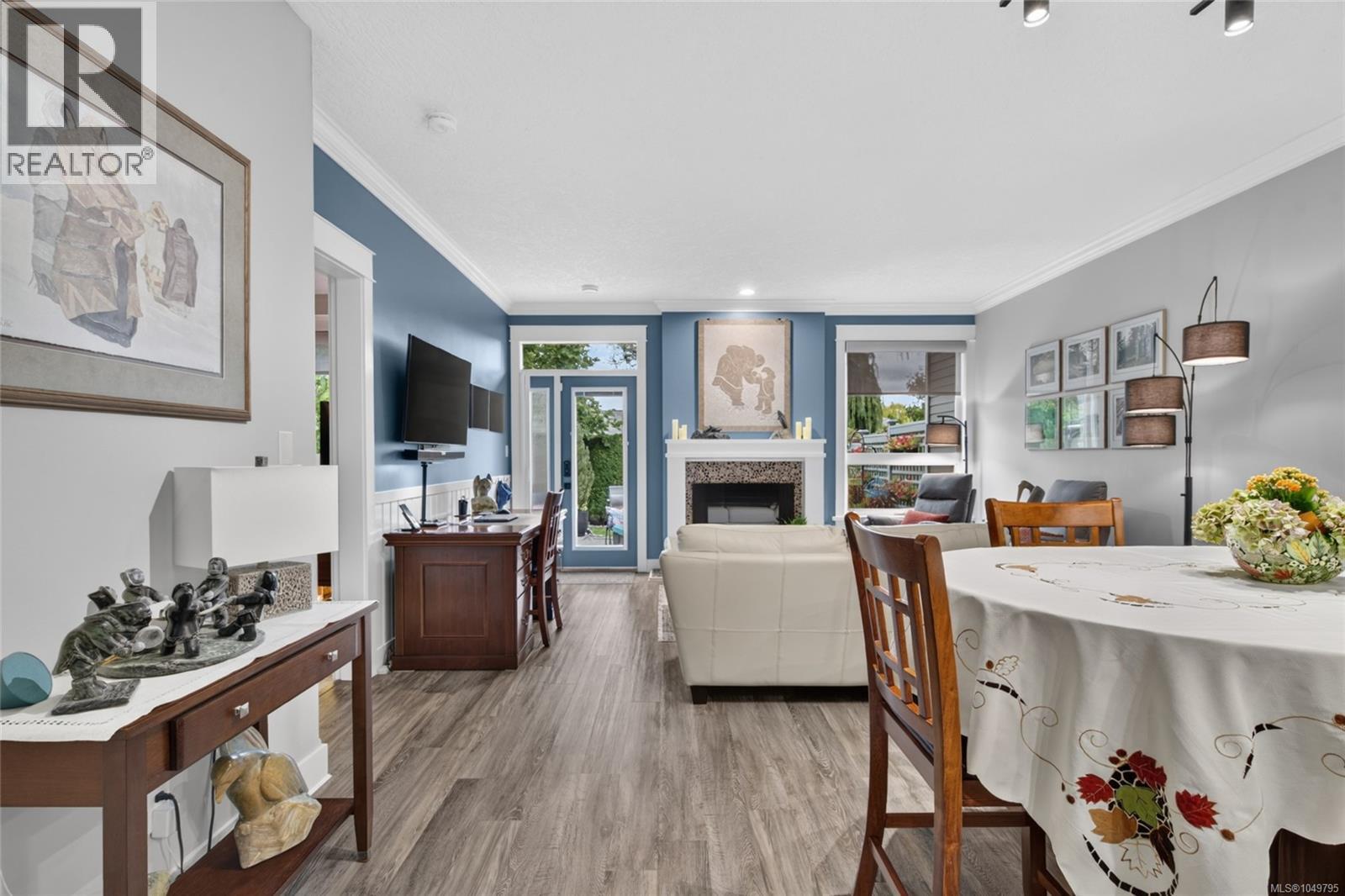 #2B 7250 West Saanich Rd - 14