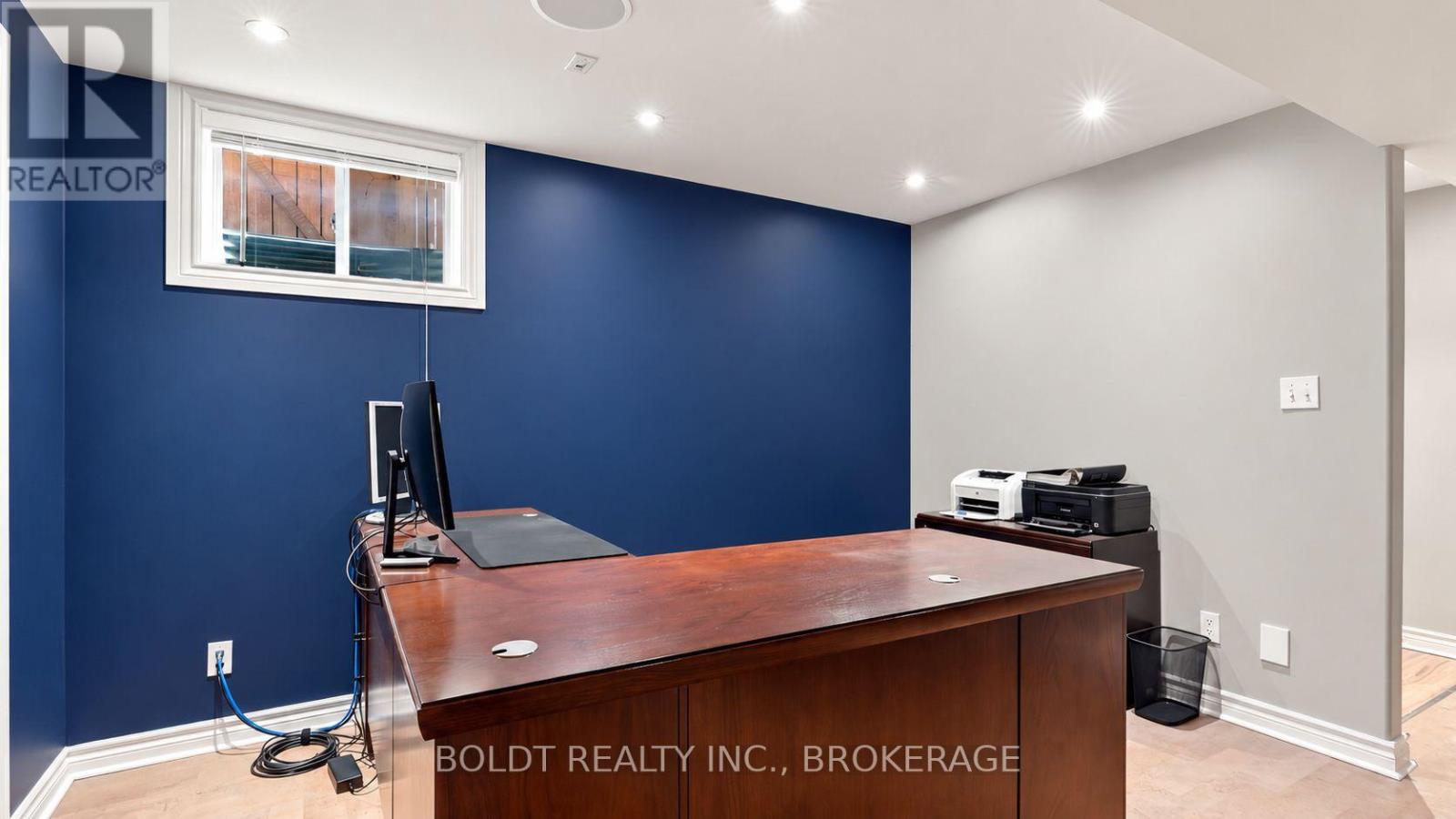 4 ARLENE STREET - 40