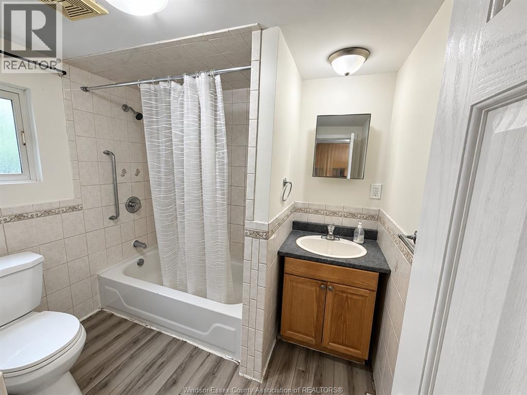 3553 KING STREET - 10