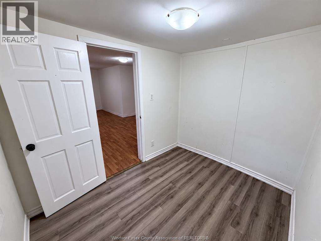 3553 KING STREET - 8