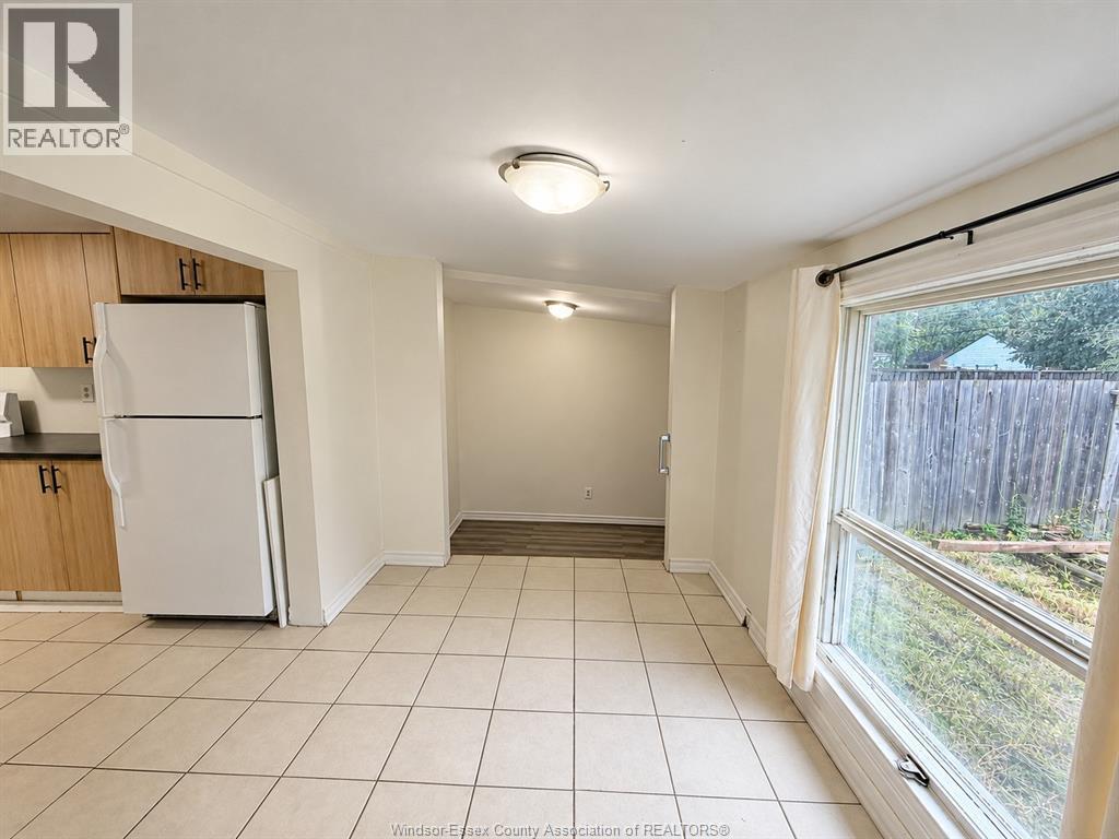 3553 KING STREET - 4
