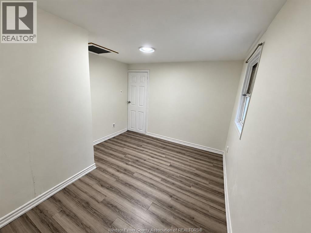 3553 KING STREET - 9