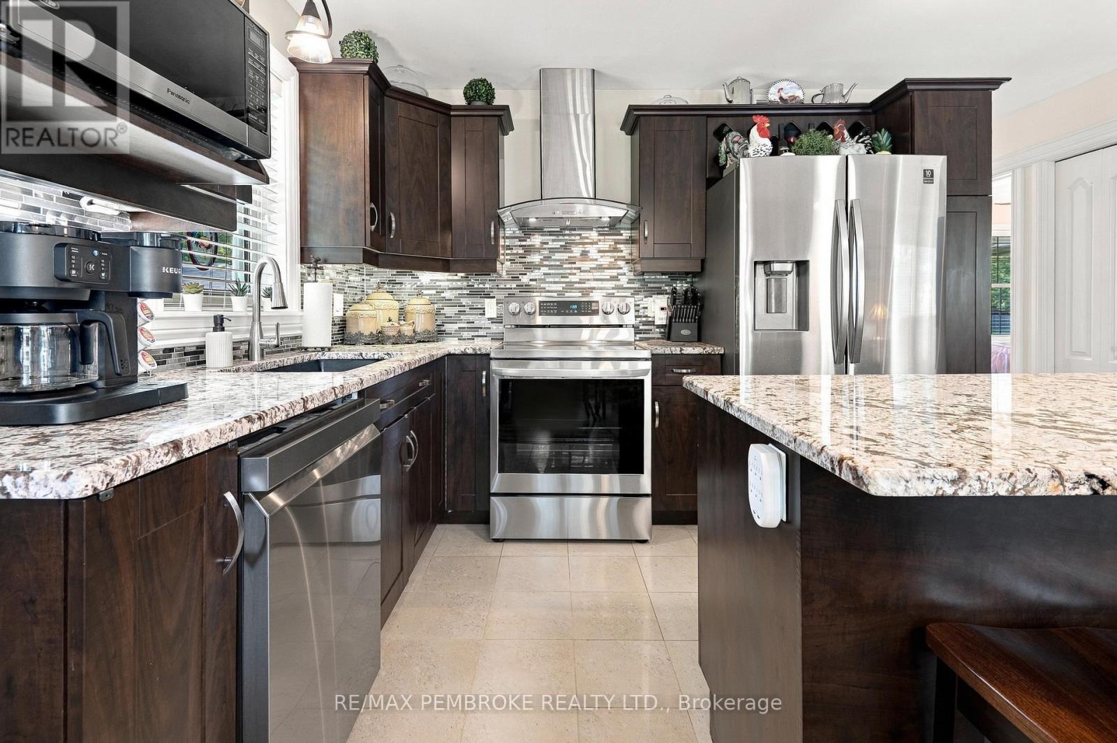 221 ORIOLE CRESCENT - Image 19